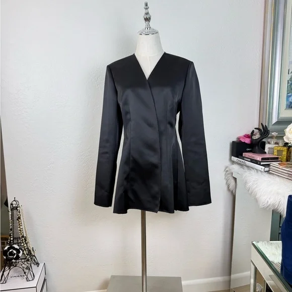 NWT Carolina Herrera Black Snap Blazer Raw Edge Sz 8 - Picture 14 of 16